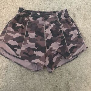 Lululemon Hotty Hot High Rise Lined Shorts